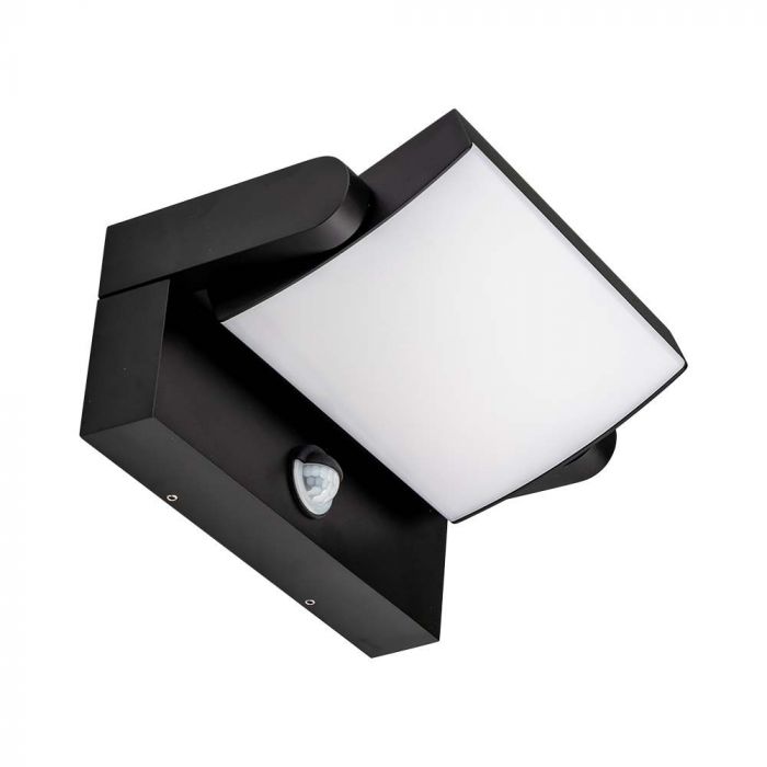 LED WALL LIGHT SENSOR 17W DL 2580lm 350° 212x165x100 BLACK IP65