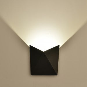 LED WALL LIGHT ALUMINIUM 5W WW 568lm 120° 170X170X75 BLACK IP65