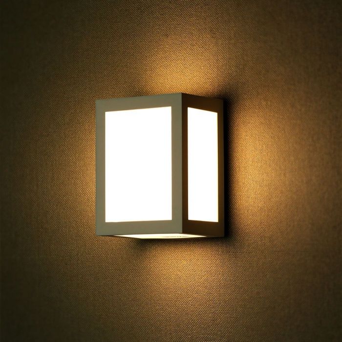 LED WALL LIGHT PC 12W CW 750lm 140° 130X160X108 GREY IP65